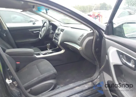 2014 Nissan Altima 2.5/2.5 S/2.5 Sl/2.5 Sv z USA, uszkodzony, nr VIN 1N4AL3AP1EC288356